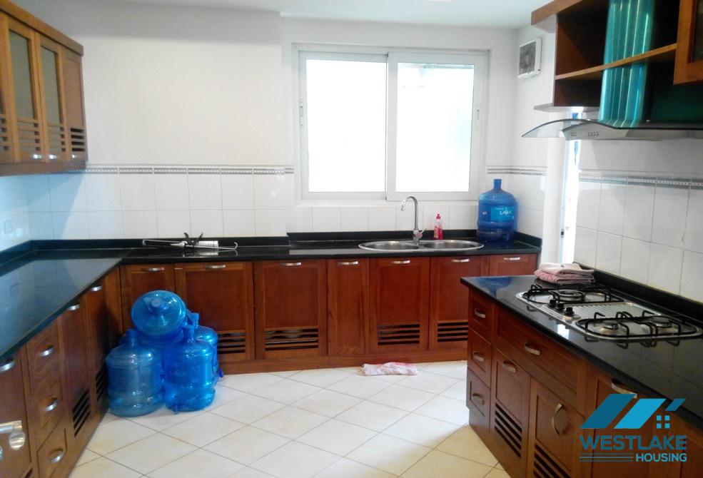 Cosy apartment for lease in E tower, Ciputra, Hanoi