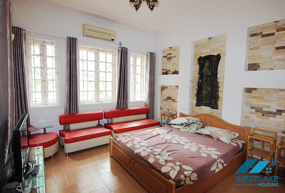 A bright house with good price for rent in Nghi Tam, Tay Ho