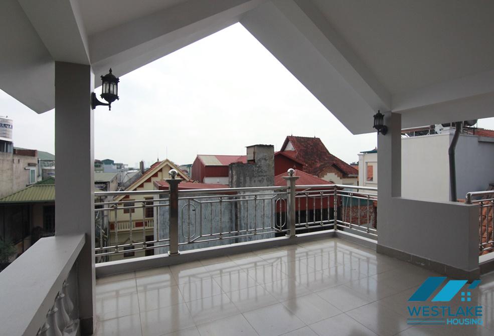 An affordable 5 bedroom house for rent in Nghi Tam, Tay Ho
