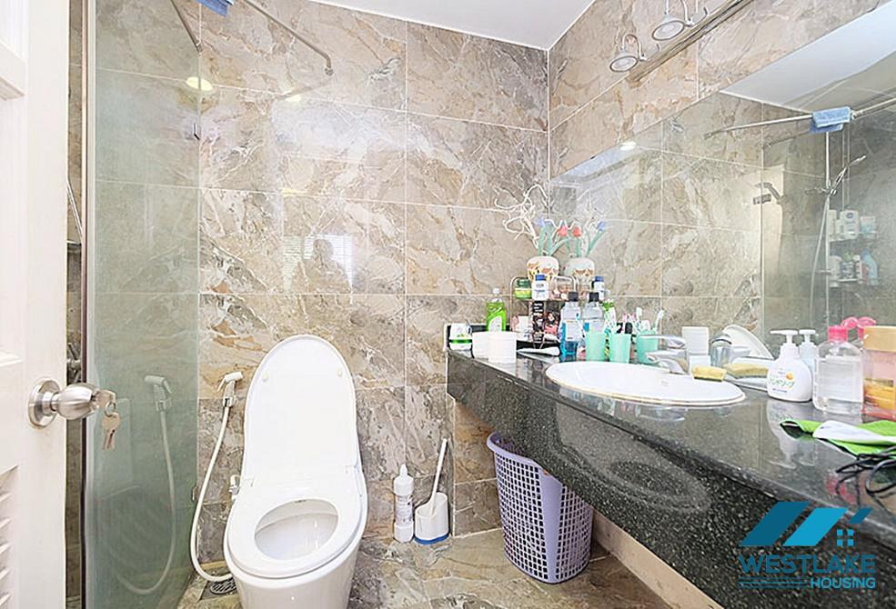 Cho thuê nhà 2 tầng xinh xắn tại khu vực Ciputra, Tây Hồ, Hà Nội Cho thuê nhà 2 tầng xinh xắn tại khu vực Ciputra, Tây Hồ, Hà Nội