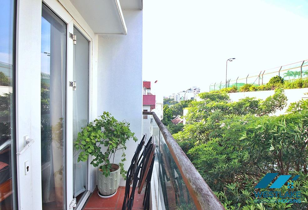 Affordable price 02 bedrooms apartment for rent in Tu Hoa area, Tay Ho, Ha Noi