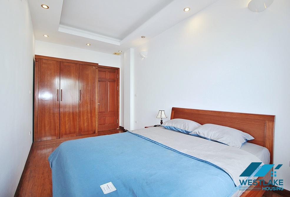 Affordable price 02 bedrooms apartment for rent in Tu Hoa area, Tay Ho, Ha Noi