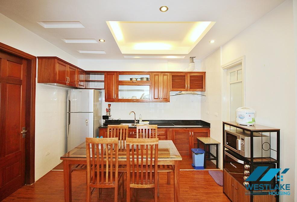 Affordable price 02 bedrooms apartment for rent in Tu Hoa area, Tay Ho, Ha Noi