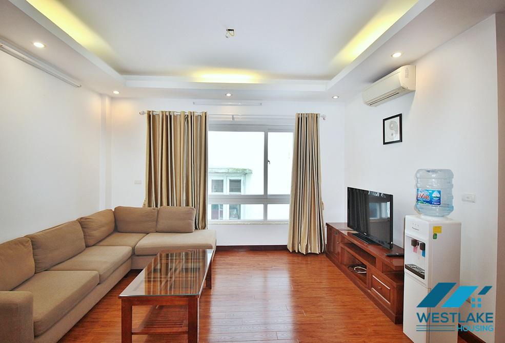 Affordable price 02 bedrooms apartment for rent in Tu Hoa area, Tay Ho, Ha Noi