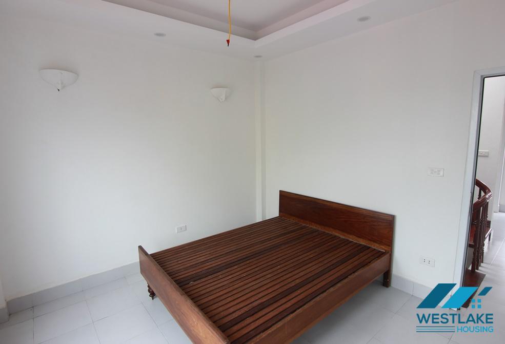 A 7 bedroom house for rent in Nghi Tam, Tay Ho, Ha Noi