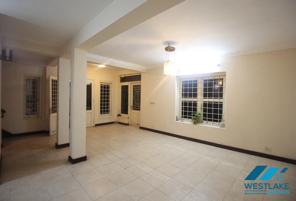 A 5 bedroom house with big yard for rent in Nghi Tam, Tay Ho