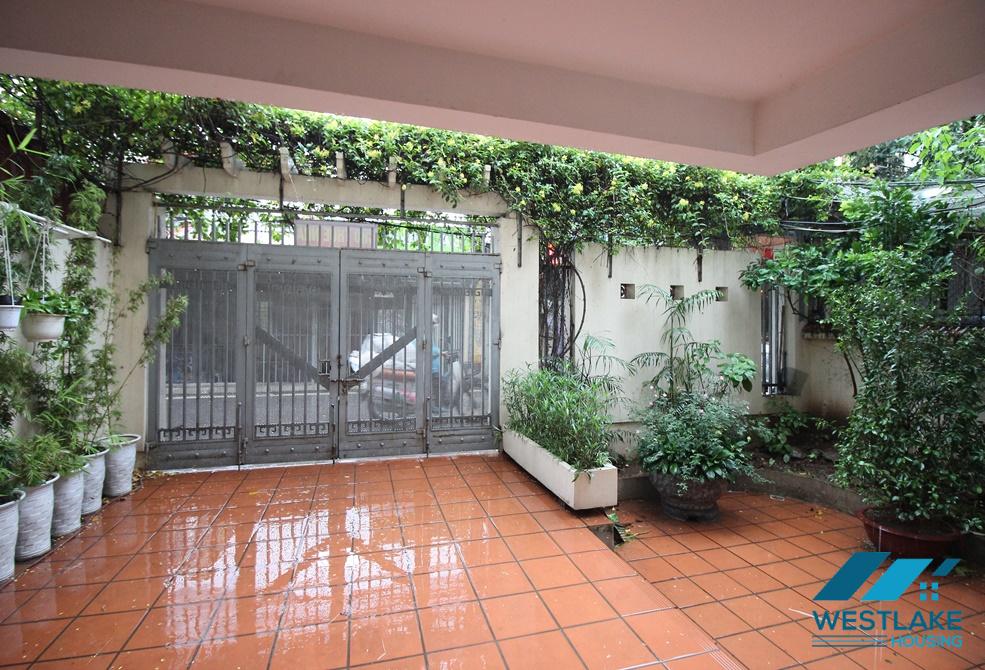 A 5 bedroom house with big yard for rent in Nghi Tam, Tay Ho