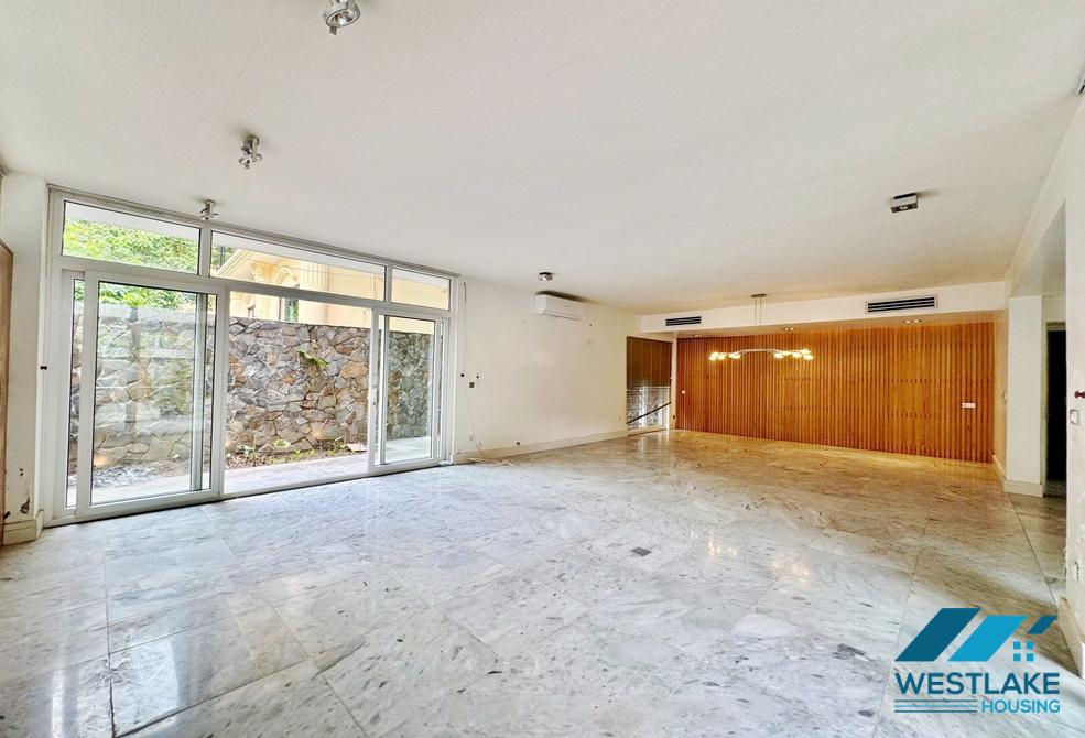 Unfurnished 4 bedrooms house for rent in To Ngoc Van st, Tay Ho ward, Ha Noi