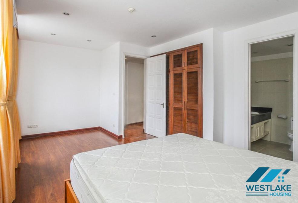 Beautiful and modern penthouse for rent in Ciputra, Tay Ho, Ha Noi