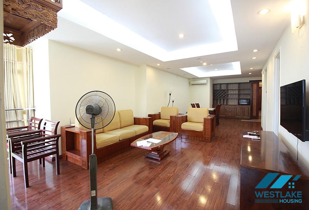 A resonably priced three-bedroom apartment in Ciputra, Tay Ho ward, Ha Noi