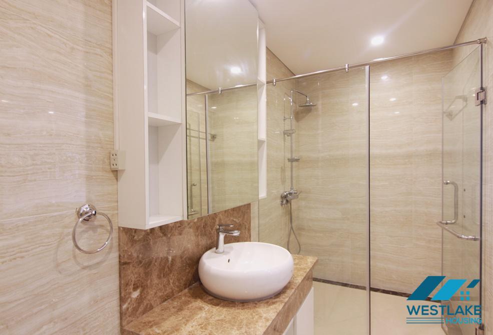 A modern studio for rent in Nghi Tam, Tay Ho, Ha Noi