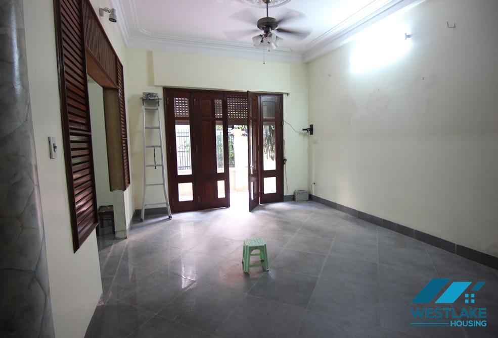 An affordable 4 bedroom house for rent in Nghi Tam, Tay Ho