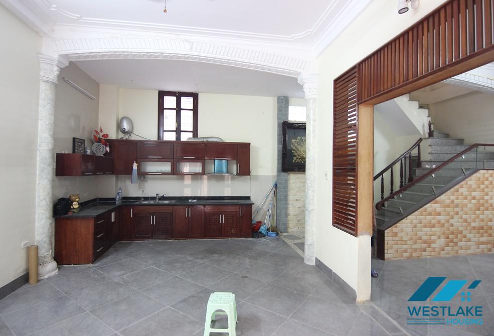 An affordable 4 bedroom house for rent in Nghi Tam, Tay Ho