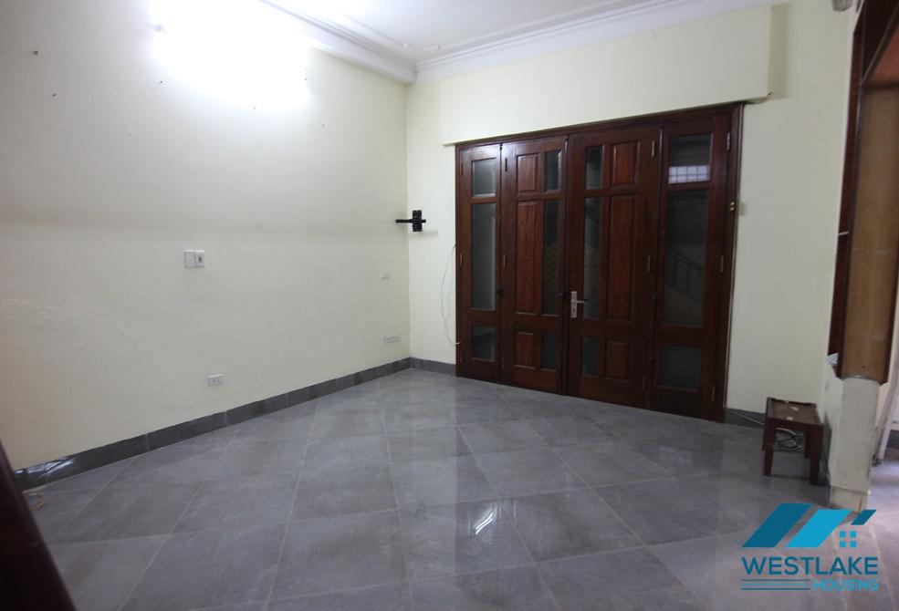 An affordable 4 bedroom house for rent in Nghi Tam, Tay Ho