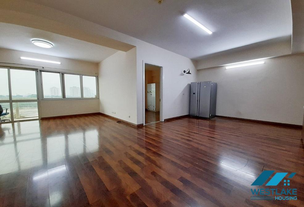 Unfurnished, spacious 4 bedroom apartment for rent in E Tower, Ciputra, Tay Ho, Ha Noi
