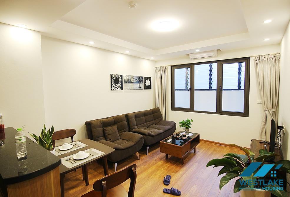 Cheap apartment with 1 bedroom seperated for rent in Tay Ho, Ha Noi