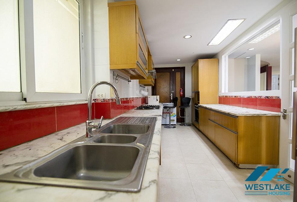 Spacious five bedrooms apartment for rent in E building, Ciputra, Tay Ho, Ha Noi Spacious five bedrooms apartment for rent in E building, Ciputra, Tay Ho, Ha Noi
