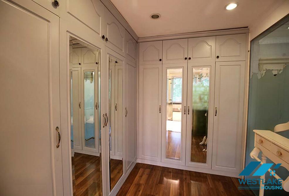 Spacious apartment with 03 bedrooms for rent in Ciputra Tay Ho, Hanoi Spacious apartment with 03 bedrooms for rent in Ciputra Tay Ho, Hanoi