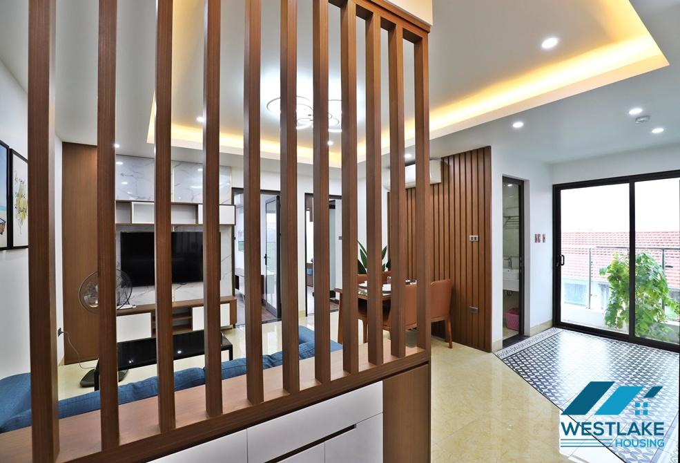 Afordable price 02 bedrooms apartment for rent on Xuan La street, Tay Ho, Ha Noi
