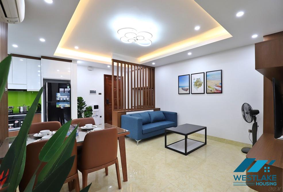 Afordable price 02 bedrooms apartment for rent on Xuan La street, Tay Ho, Ha Noi