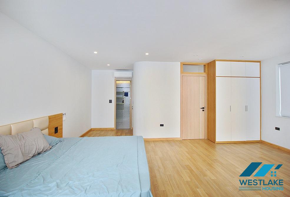 Modern and spacious one bedroom apartment for rent in Lac Long Quan area, Ha Noi