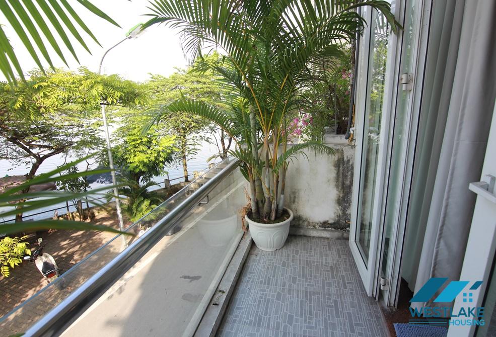 A bright lake side apartment for rent in Vu Mien, Tay Ho