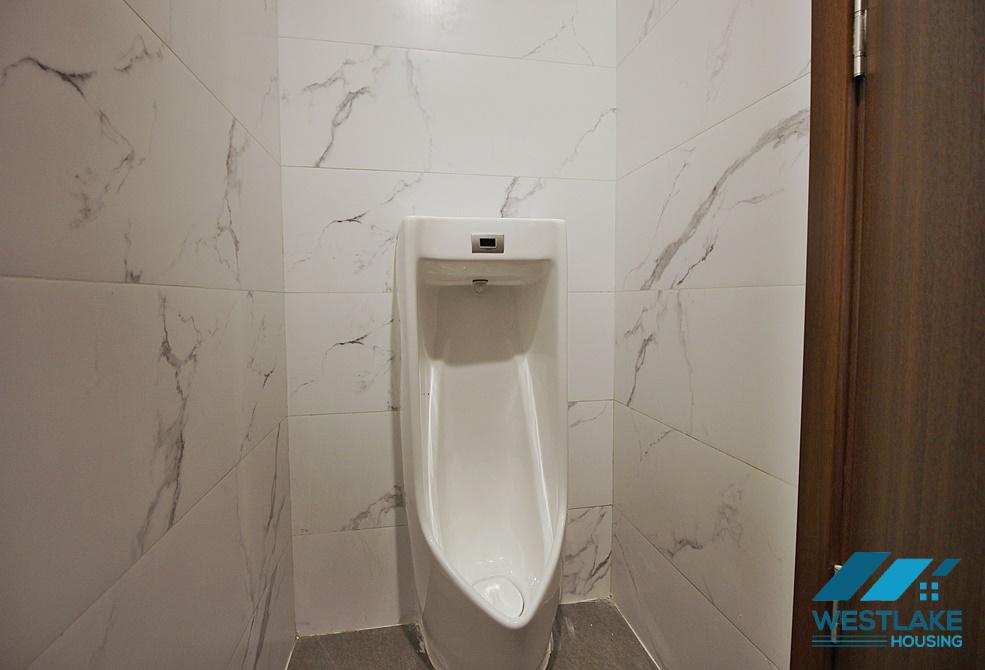 An office for rent on Tu Hoa street, Tay Ho, Ha Noi An office for rent on Tu Hoa street, Tay Ho, Ha Noi