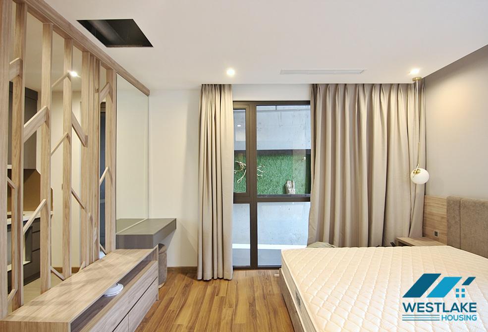 Nice studio apartment for rent on Tu Hoa street, Tay Ho, Ha Noi