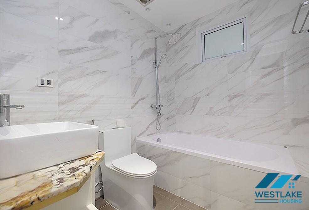 A nice and new 3 bedroom apartment for rent in Ciputra, Tay ho, Ha noi