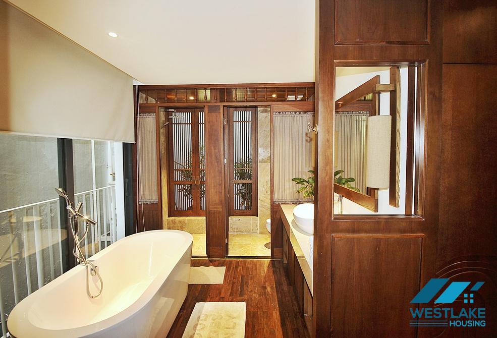 Gorgeous 3 bedrooms apartment with beautiful lake view in Tay Ho, Ha Noi