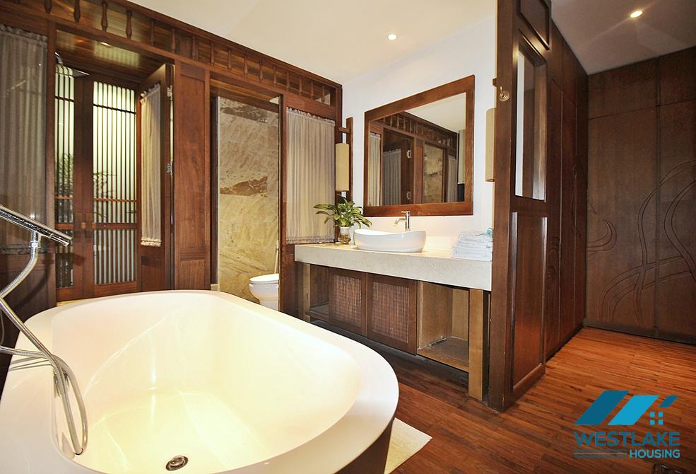 Gorgeous 3 bedrooms apartment with beautiful lake view in Tay Ho, Ha Noi