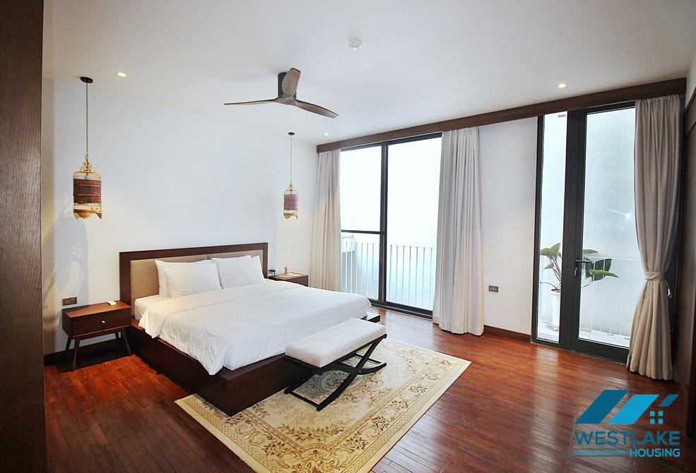 High quality 04 bedrooms apartment for rent in Xom Chua area, Tay Ho, Hanoi