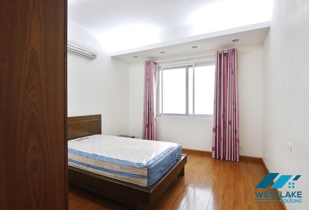 Spacious and nice apartment for rent in CIputra, Tay Ho ward, Ha Noi Spacious and nice apartment for rent in CIputra, Tay Ho ward, Ha Noi