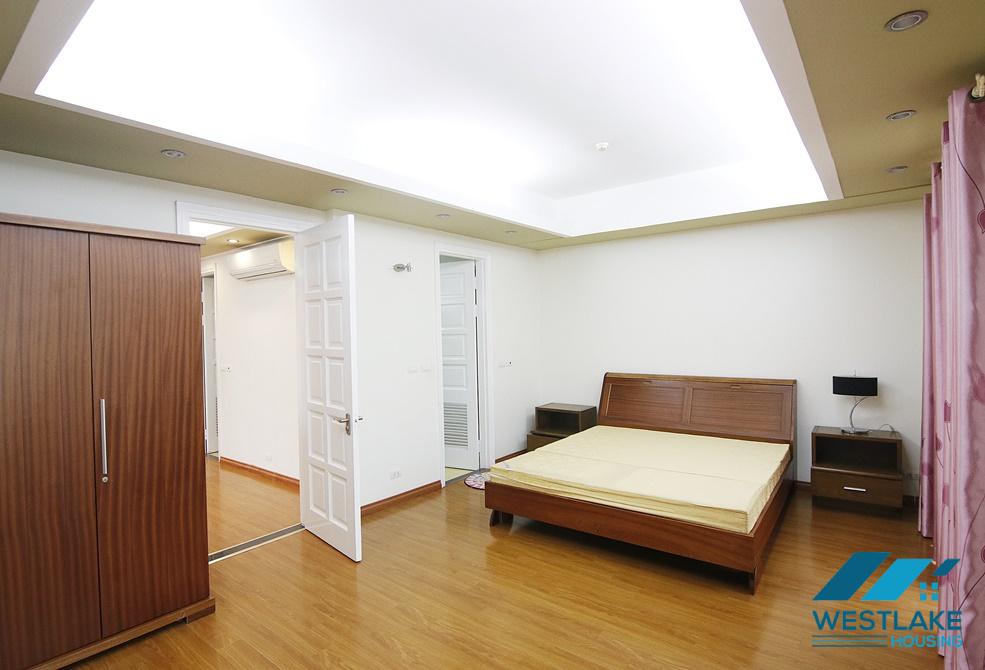 Spacious and nice apartment for rent in CIputra, Tay Ho ward, Ha Noi Spacious and nice apartment for rent in CIputra, Tay Ho ward, Ha Noi