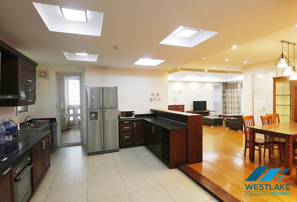 Spacious and nice apartment for rent in CIputra, Tay Ho ward, Ha Noi Spacious and nice apartment for rent in CIputra, Tay Ho ward, Ha Noi