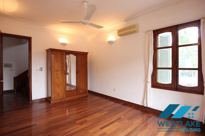 Biệt Thự 5 Phòng Ngủ Đẹp Rộn Rãi, Sáng Thoáng Cho Thuê Tại Tây Hồ, Hà Nội Biệt Thự 5 Phòng Ngủ Đẹp Rộn Rãi, Sáng Thoáng Cho Thuê Tại Tây Hồ, Hà Nội