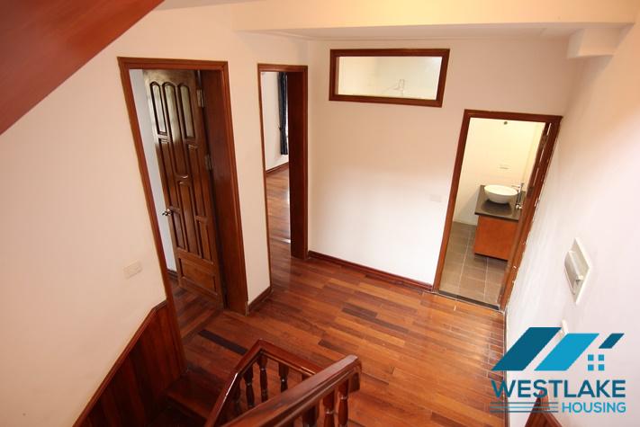 Biệt Thự 5 Phòng Ngủ Đẹp Rộn Rãi, Sáng Thoáng Cho Thuê Tại Tây Hồ, Hà Nội Biệt Thự 5 Phòng Ngủ Đẹp Rộn Rãi, Sáng Thoáng Cho Thuê Tại Tây Hồ, Hà Nội