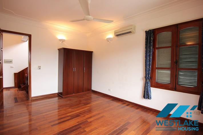 Biệt Thự 5 Phòng Ngủ Đẹp Rộn Rãi, Sáng Thoáng Cho Thuê Tại Tây Hồ, Hà Nội Biệt Thự 5 Phòng Ngủ Đẹp Rộn Rãi, Sáng Thoáng Cho Thuê Tại Tây Hồ, Hà Nội