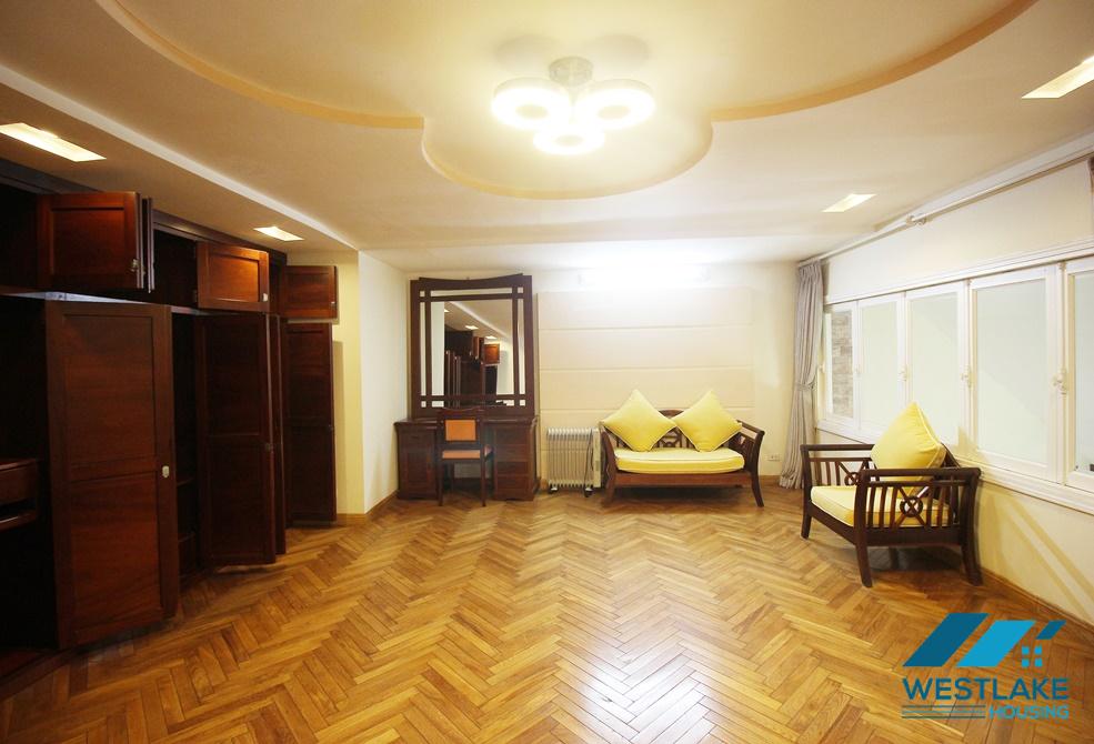 A spacious and elegant 4 bedroom apartment for rent in Ciputra A spacious and elegant 4 bedroom apartment for rent in Ciputra