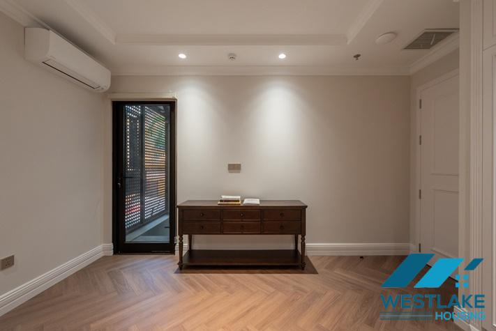 Brand new and modern 03-bedroom apartment with amazing lake view for rent in Tay Ho, Ha Noi