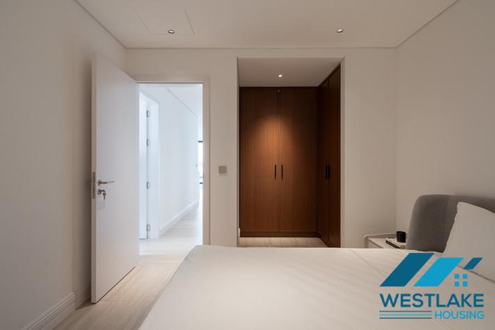 Large balcony 02 bedrooms apartment with beautiful lake view for rent in Tay Ho, Ha Noi