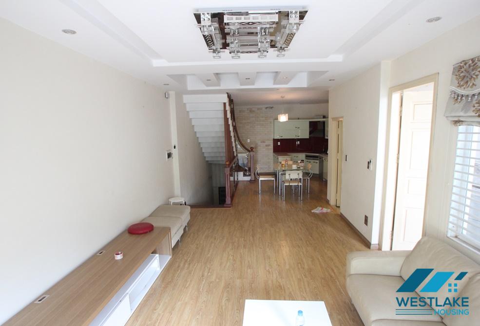 A good 3bedroom house for rent in Vu Mien, Tay Ho A good 3bedroom house for rent in Vu Mien, Tay Ho
