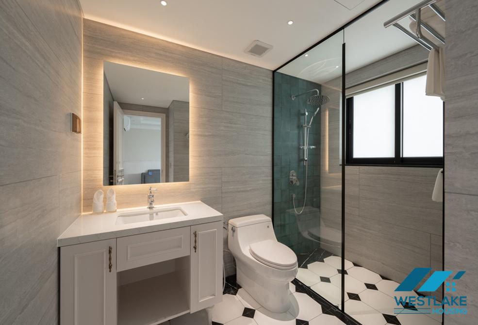 Luxurious 04-bedroom apartment with beautiful West lake view for rent in Tay Ho, Ha Noi