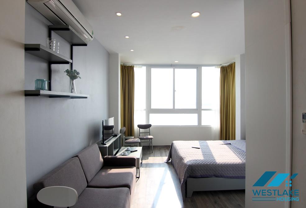 A lake side studio for rent in Yen Phu, Tay Ho, Ha Noi