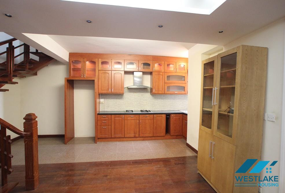 Nice penthouse apartment for rent in E Tower, Ciputra, Tay Ho, Ha Noi Nice penthouse apartment for rent in E Tower, Ciputra, Tay Ho, Ha Noi