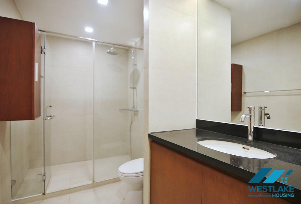 Duplex 2 bedrooms and 01 working room apartment with lake view for rent in Xuan Dieu,Tay Ho