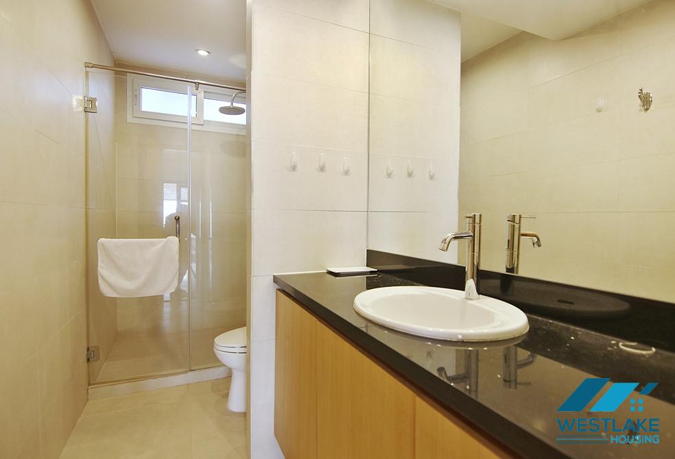 Beautiful West lake view, duplex 03 bedrooms apartment for rent in Xuan Dieu, Tay Ho, Ha Noi