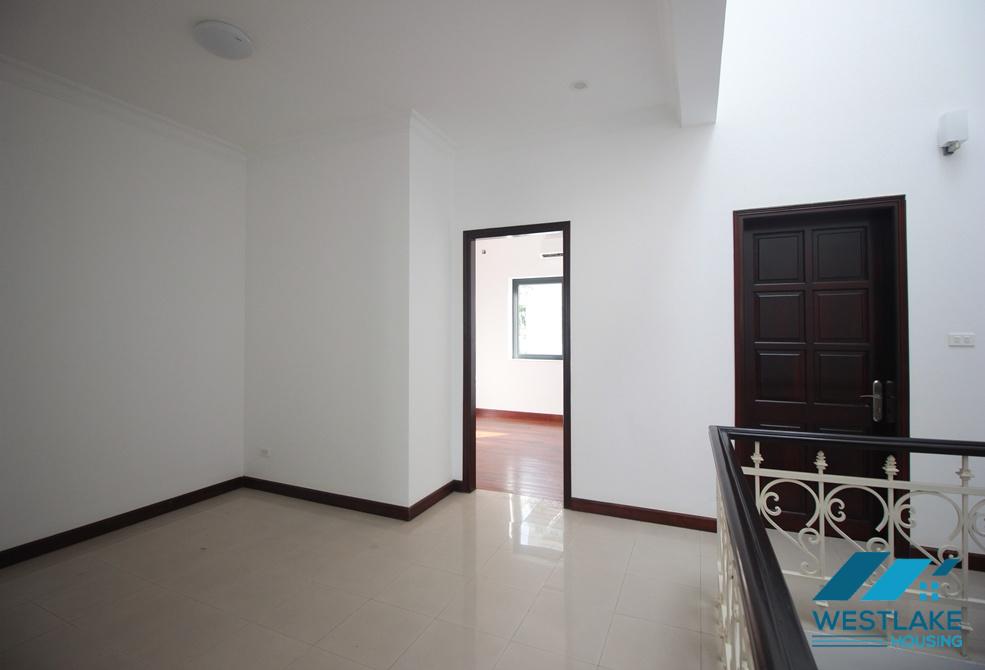 Newly renovated 04-bedroom house in C Block, Ciputra, Ha Noi for rent Newly renovated 04-bedroom house in C Block, Ciputra, Ha Noi for rent