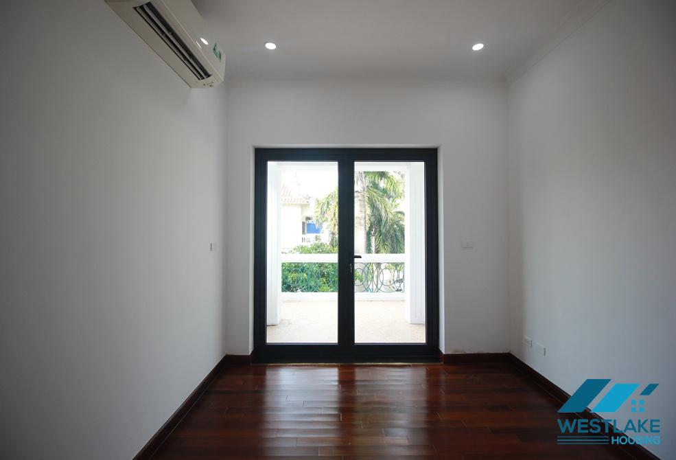 Newly renovated 04-bedroom house in C Block, Ciputra, Ha Noi for rent Newly renovated 04-bedroom house in C Block, Ciputra, Ha Noi for rent