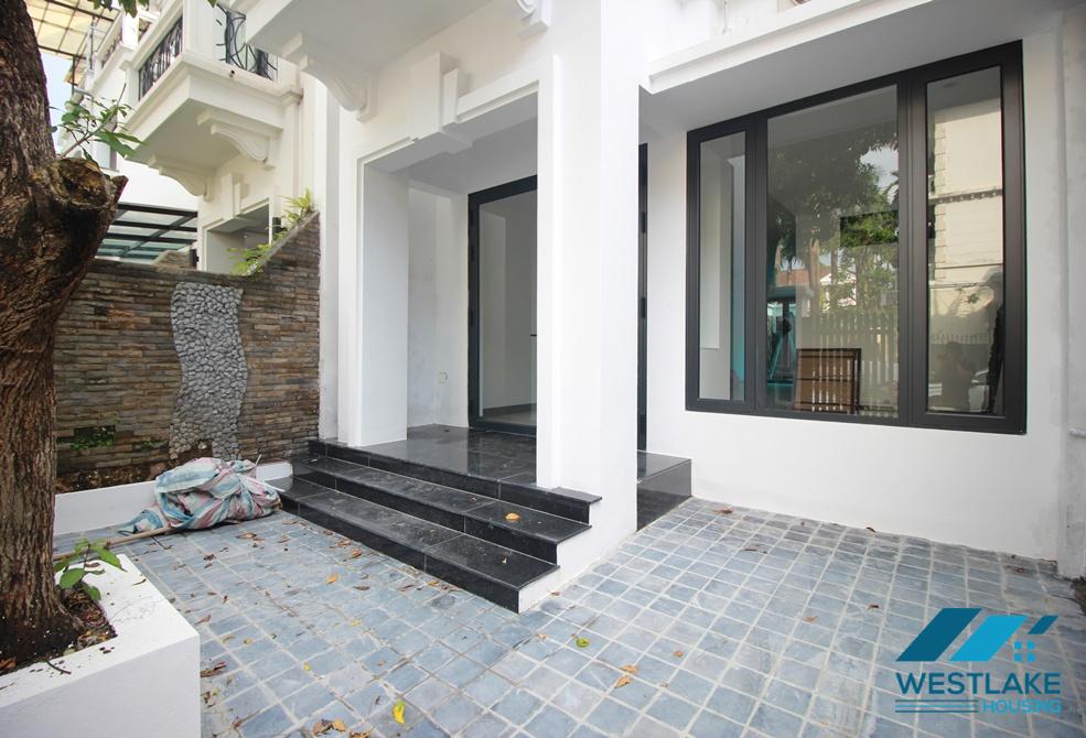 Newly renovated 04-bedroom house in C Block, Ciputra, Ha Noi for rent Newly renovated 04-bedroom house in C Block, Ciputra, Ha Noi for rent